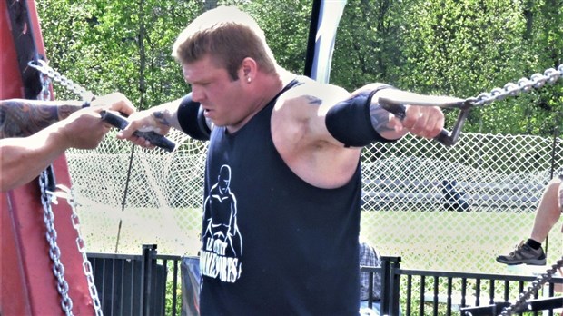 Le Championnat provincial des hommes forts du Québec attire les foules à Saint-Odilon