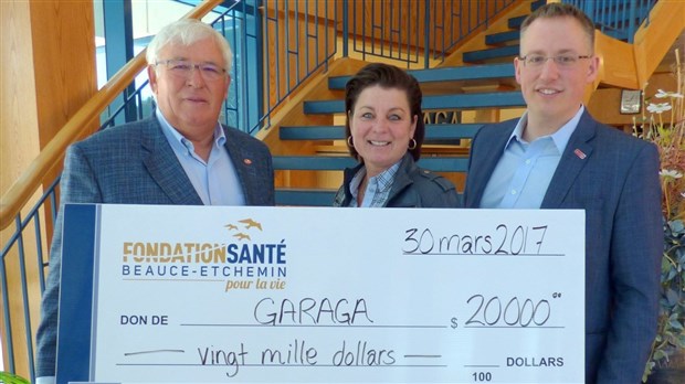 Le président de Garaga Michel Gendreau remet 23 000 $ à la Fondation Santé 