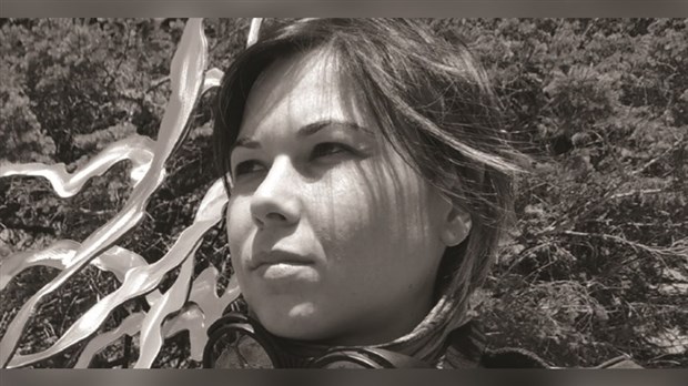 DOSSIER BEAUCE ART : Portrait de la sculpteure québécoise Julie Savard