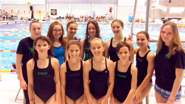 Les nageurs du club de natation régionale de Beauce récoltent 37 médailles 