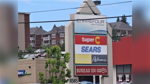Le magasin Sears du Carrefour Saint-Georges ferme officiellement ses portes