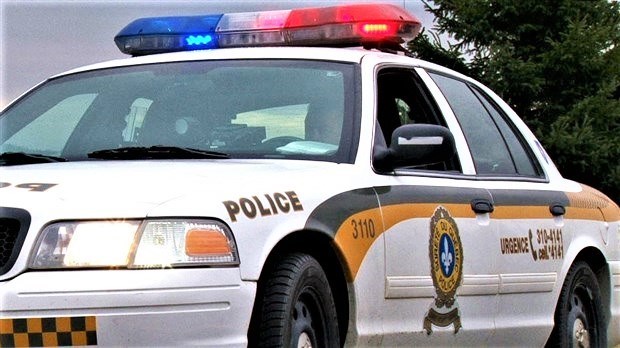 Plus de peur que de mal pour une conductrice qui se jette en bas de son véhicule à Saint-Georges