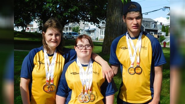 Des nageurs du CNRB s'illustrent aux Jeux olympiques spéciaux du PEPS à Québec