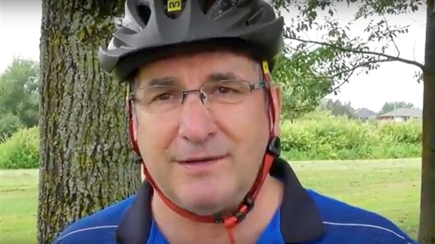 Un ancien accidenté de cyclisme souhaite sensibiliser au port du casque