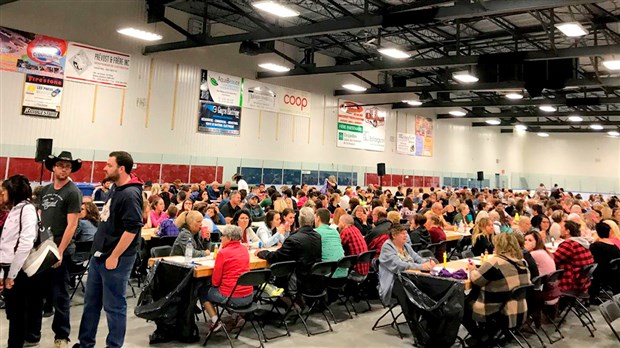 EN BREF | Pas moins de 650 personnes présentes au grand bingo de Saint-Victor 