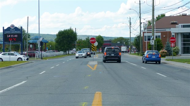 Travaux routiers : la chaussée sera reconstruite en face du Centre sportif Lacroix-Dutil