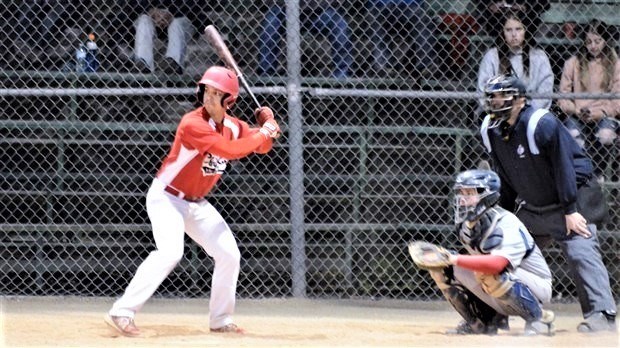 Baseball : le Cléri sport balaie Drummondville et passe en demi-finale