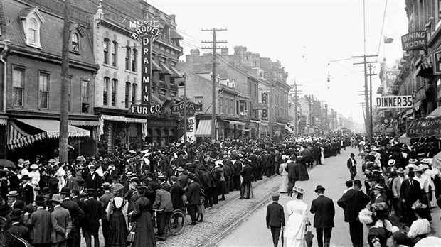 LE SAVIEZ-VOUS ? Connaissez-vous l’origine de la fête du Travail au Canada ? 
