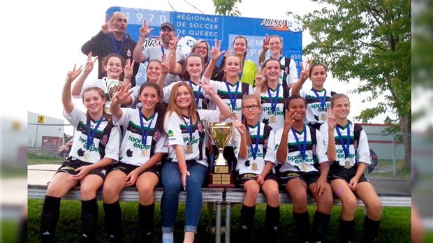 L'équipe U14F-A de l'Ascalon remporte la Coupe des Grands A