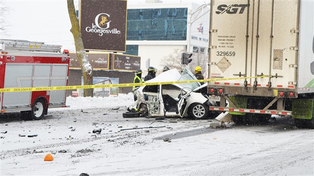 Accident sur le boulevard Lacroix : décès d’une femme de 18 ans de Beauceville
