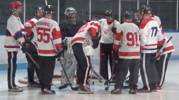 Des retrouvailles particulières pour une équipe de hockey bottine beauceronne