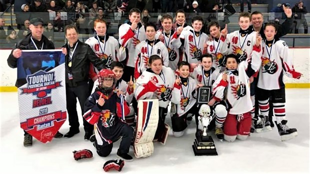 Les Baroudeurs B de Beauce-Centre remportent un tournoi à Beloeil