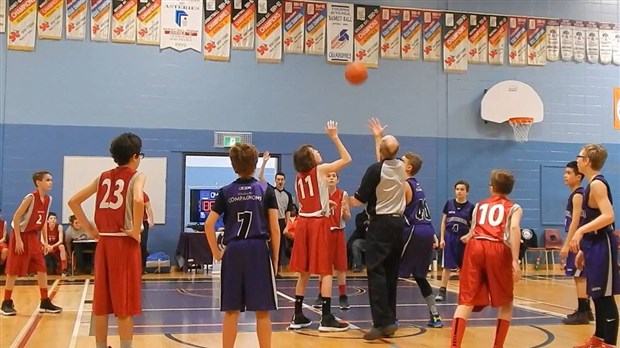 Les Dragons de l’École des Deux-Rives passent près de remporter le tournoi à Québec