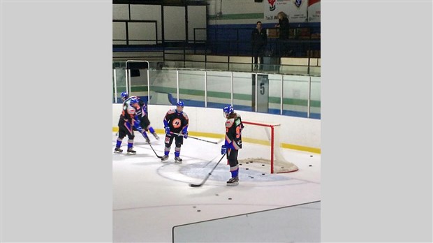L'Assurancia junior AA remporte ses deux premiers matchs 