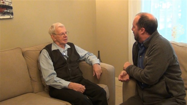 Normand DeLessard présente l'origine du nom « Jarrets noirs »