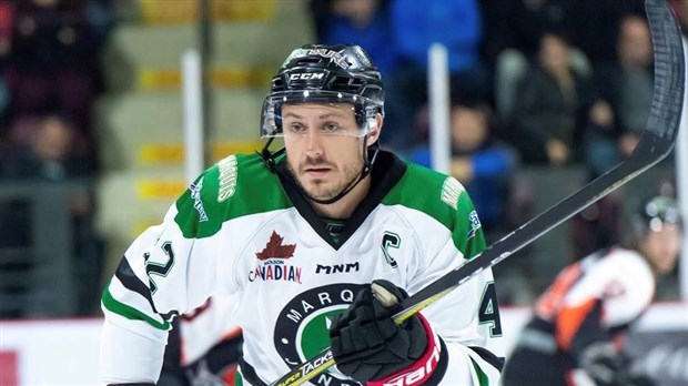 La Ligue nord-américaine de hockey fait trois autres étoiles de la semaine 