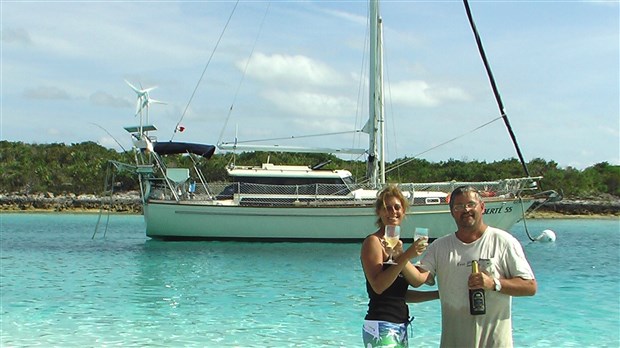 En mer jusqu'aux Îles Turquoises : le périple de deux Joselois