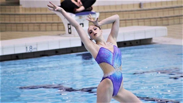 Andrée-Anne Côté conserve sa place chez Natation Artistique Canada 