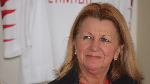  « Si elle a été nommée capitaine, c’est parce qu’elle avait de belles qualités » - la mère de Marie-Philip Poulin