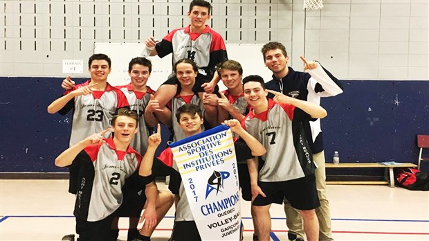 Volleyball : les Lynx juvénile remportent le championnat de l'A.S.I.P.