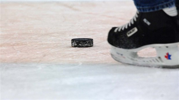Hockey : les Bulls de Saint-Prosper continuent de surprendre en séries