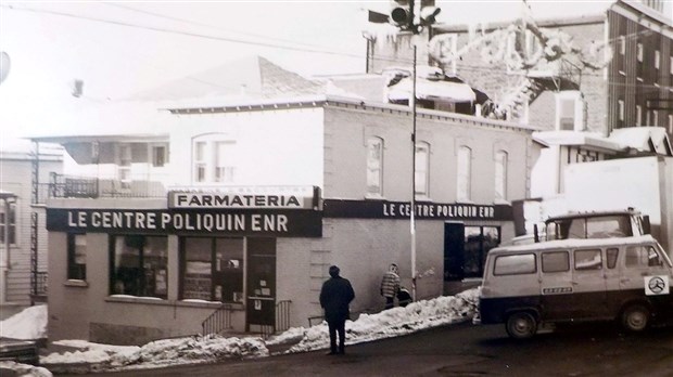 LA CÉLÈBRE PHARMACIE POLIQUIN