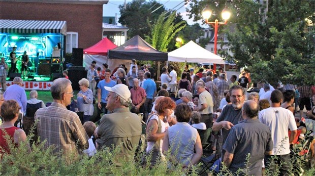 Des spectacles d’artistes professionnels gratuits à Ste-Marie cet été
