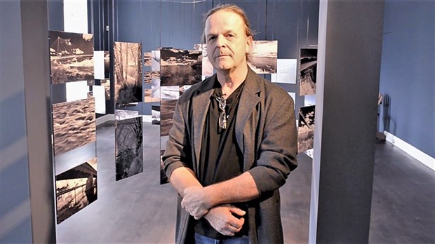 Un artiste photographe de Saint-Georges expose ses oeuvres à Lévis