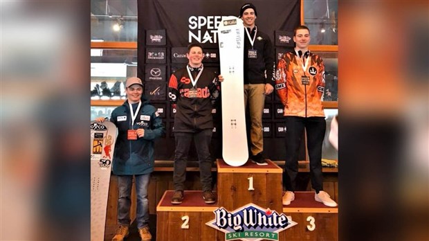 Éliot Grondin devient champion canadien junior et senior en snowboard cross