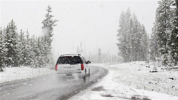 Environnement Canada prévoit une tempête hivernale dimanche et lundi dans la région