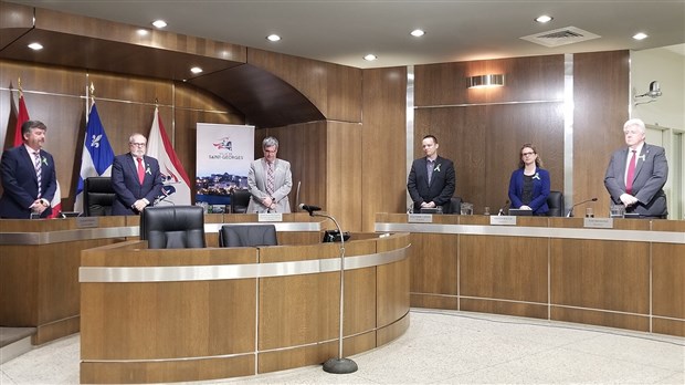 États financiers, complexe sportif et pétition de la 39e rue à Saint-Georges