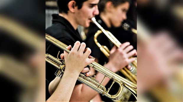 L’harmonie scolaire de l’École Jésus-Marie sur les planches du Cégep Beauce-Appalaches