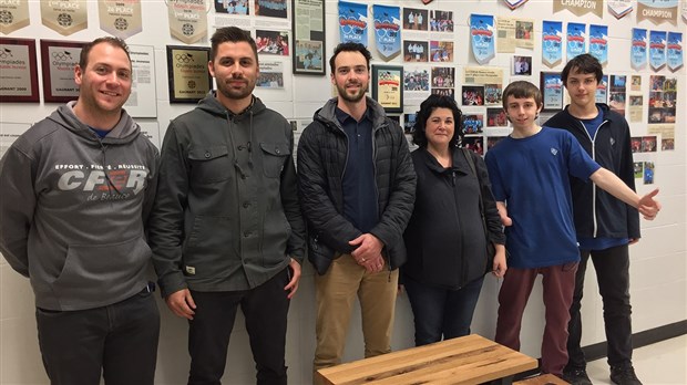 Les grands gagnants du pool de hockey du CFER sont dévoilés