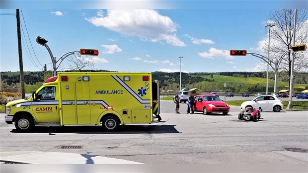 EN BREF | Une collision impliquant un motocycliste et une voiture survient à St-Georges