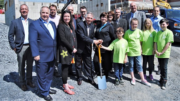 Les travaux d'agrandissement de l'école l'Éco-Pin ont officiellement été inaugurés