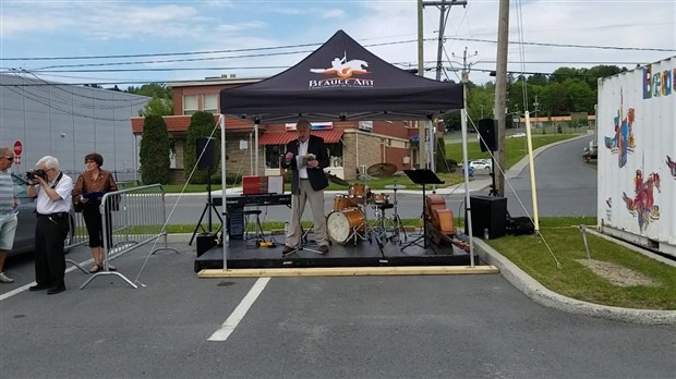 Le coup d'envoi est donné pour le Symposium de Beauce Art