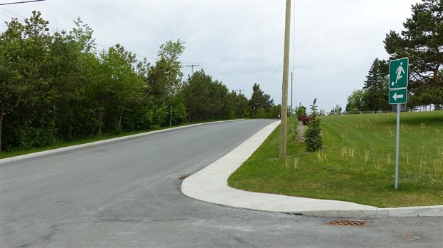 Travaux d'asphaltage sur la 14e Avenue à Saint-Georges
