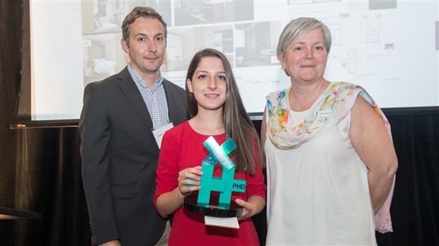 Une jeune Beauceronne gagne une bourse et un trophée en design