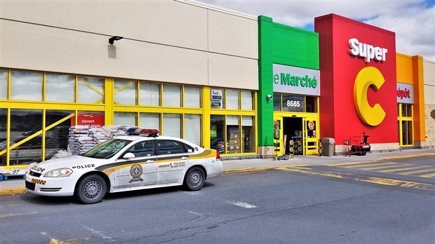 Peine de prison pour l'homme à la fausse arme du Carrefour Saint-Georges