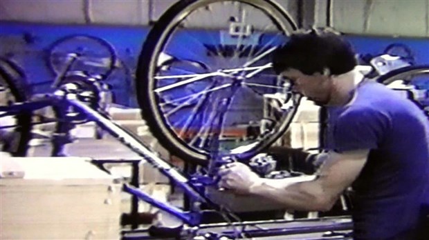 Normand DeLessard présente une visite de Procycle en 1985