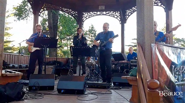 Notre vidéaste junior présente Les Bonhommes à l’Arboretum de Saint-Georges