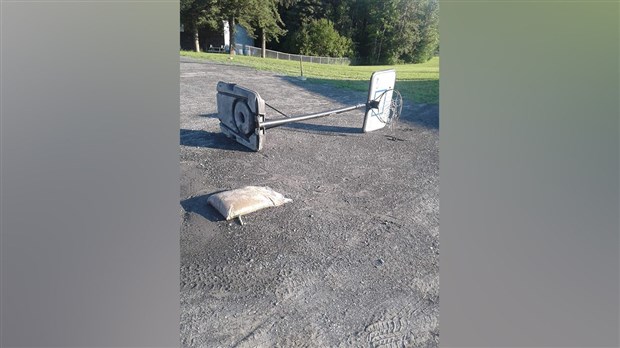 EN BREF | Vandalisme au Centre de loisirs à Saint-Éphrem