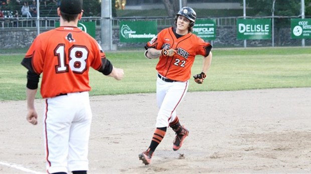 Une autre écrasante victoire des Jarrets Noirs face à Beauce-Centre