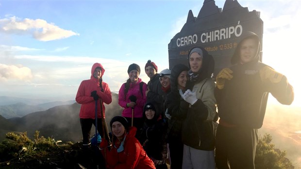 Sept jeunes de la région reviennent d'un voyage humanitaire au Costa Rica