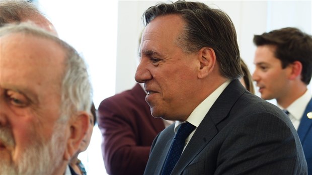 Legault parle d'économie à l'École d'entrepreneurship 