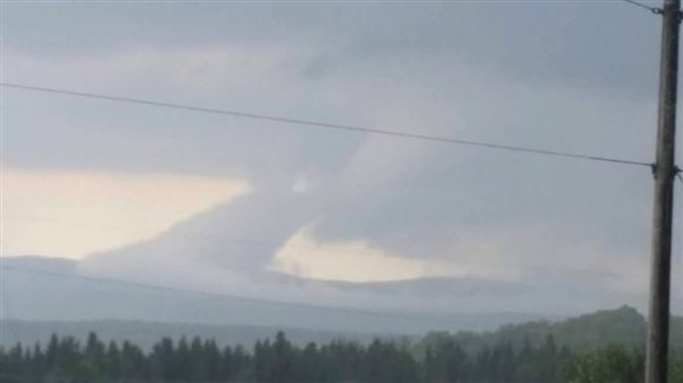Une photo inédite de la tornade qui a frappé St-Julien