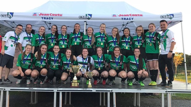 L’équipe U16F-A Ascalon remporte la Coupe des Grands A   