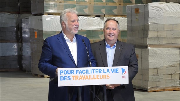 À St-Prosper, Philippe Couillard se montre confiant 