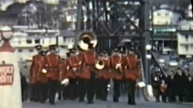 Normand DeLessard présente une parade de 1962