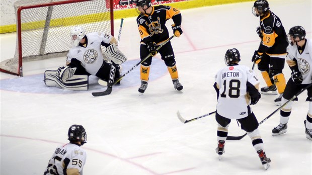 Une nouvelle victoire pour Les Chevaliers de Lévis